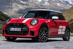 MINI отметила победу в Монте-Карло специальной версией 1965 Victory Edition